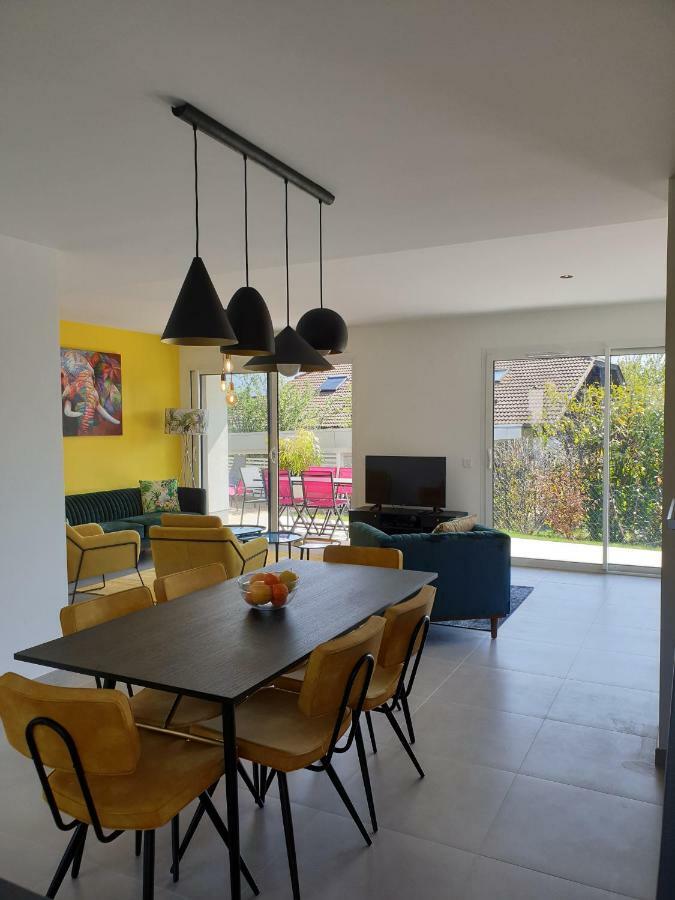 L'Appartement Jardin Avec Vue Montagnes Sévrier エクステリア 写真